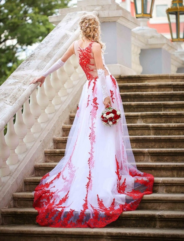 Видеть Себя В Красном Свадебном Платье