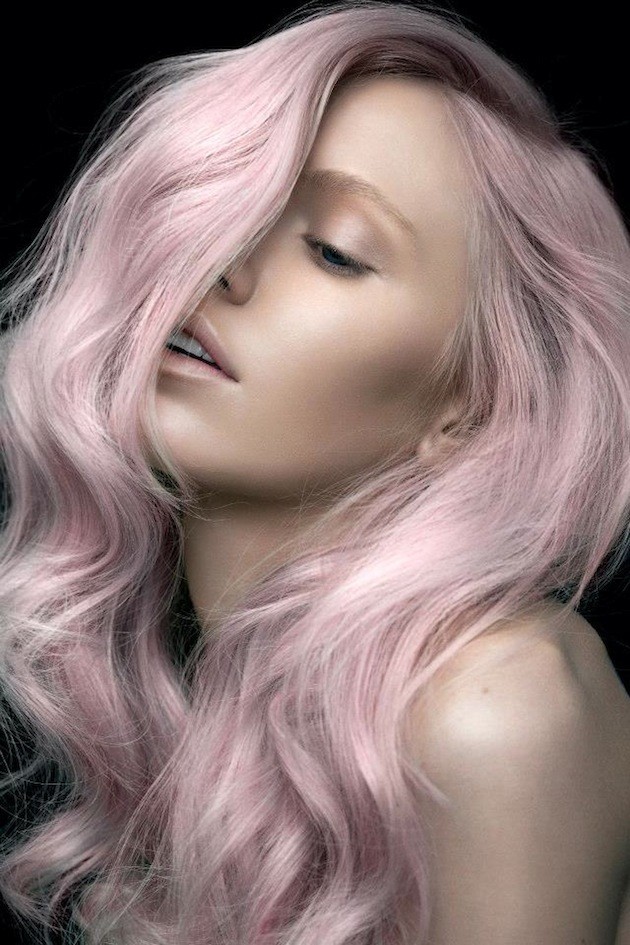 Бледный розовый лицо. Пастельное тонирование ( оттенки 2023). Пепельно-розовый цвет волос. Пепельно розовые волосы. Серебристо розовый цвет волос.