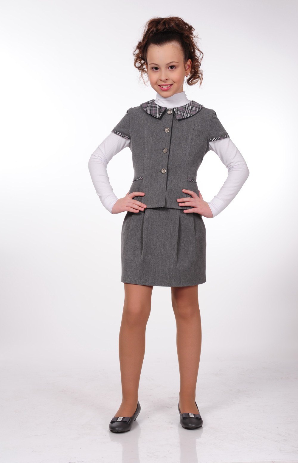 Купить одежду для школы. Chessford платье школьное. Форма для девочек. Школьная форма серого цвета для девочек.