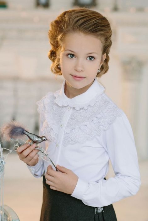 Школьные блузки: 100+ вариантов модных фасонов на фото