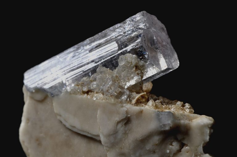 Камень Турмалин: свойства и значение, фото, кому подходит по знаку