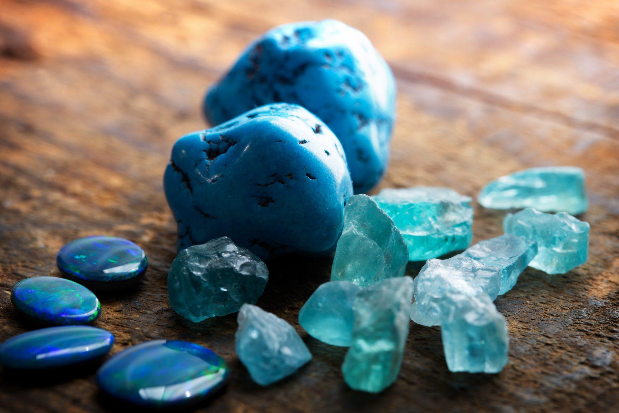 Голубые камни названия и фото