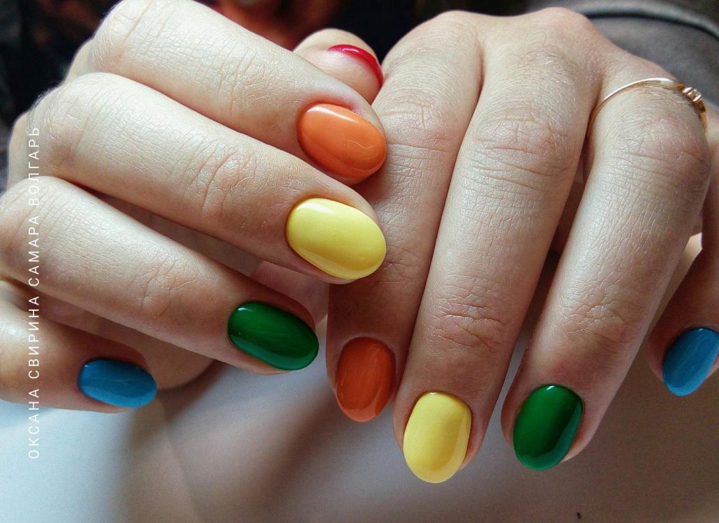 Оранжевый маникюр 2020: 100 фото идей, новинок, сочетаний