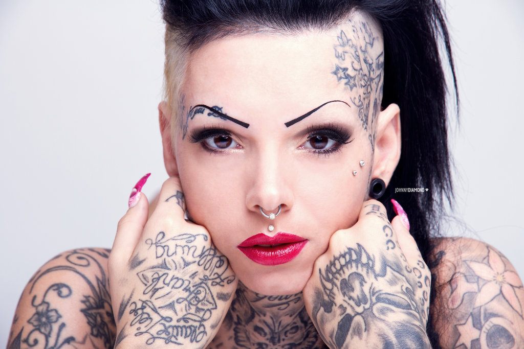 100 000 изображений по запросу Татуировка на лице доступны в рамках роялти-фри лицензии