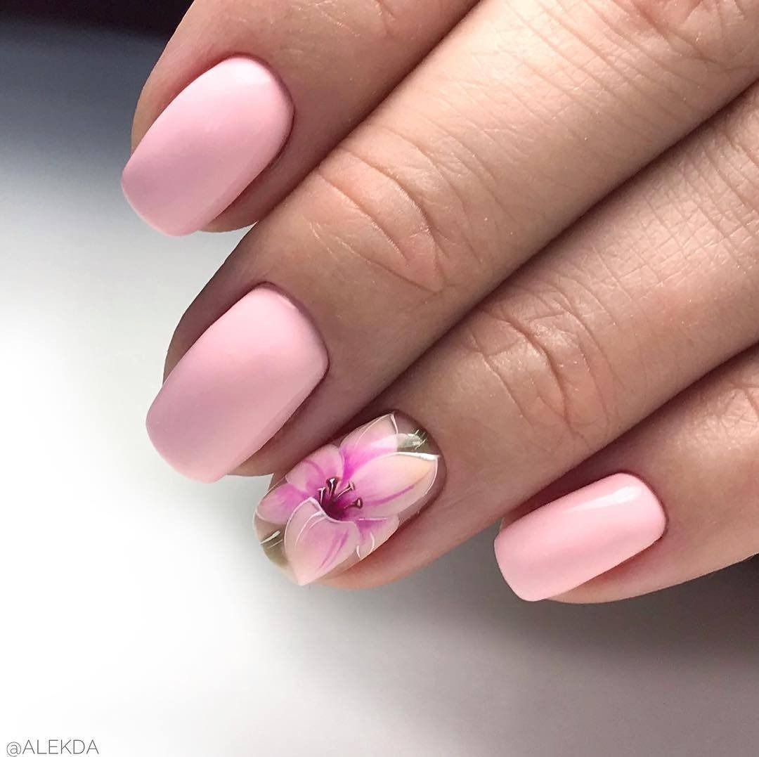 Простой дизайн ногтей на весну. Розовый маникюр. Розовые ногти. Весенние ногти.