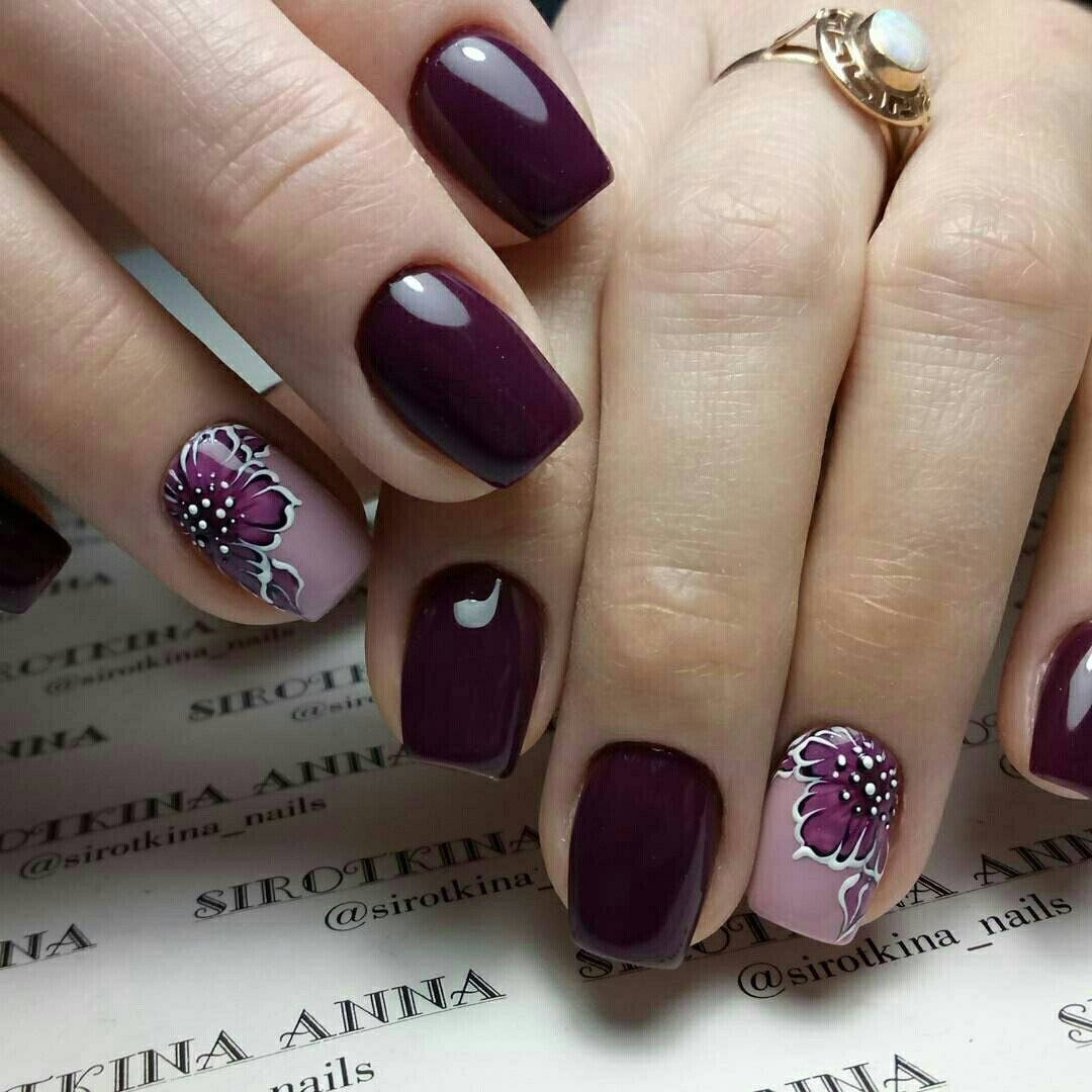 Бордовые ногти с цветами