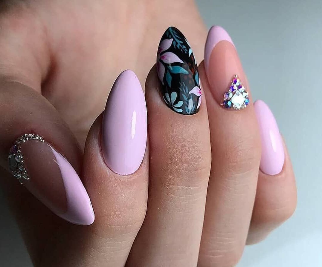 Красивый дизайн ногтей миндалевидный. Шикарные ногти. Красивые стильные ногти. Красивый дизайн ногтей. Необычный маникюр.