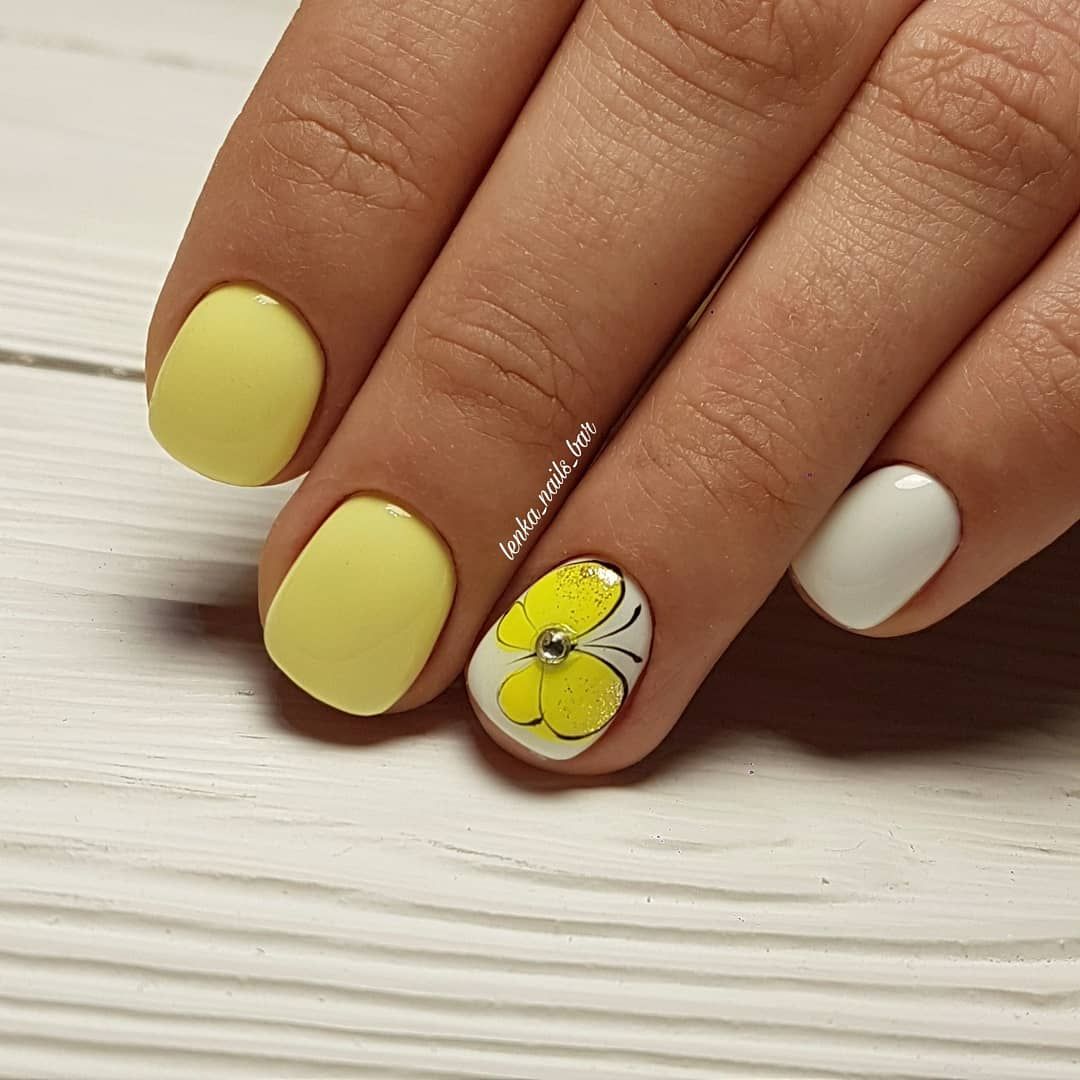 Лимонный дизайн ногтей. Желтый маникюр. Жёлтый маникюр на короткие ногти. Летний маникюр на короткие. Летний маникюр на короткие ногти.