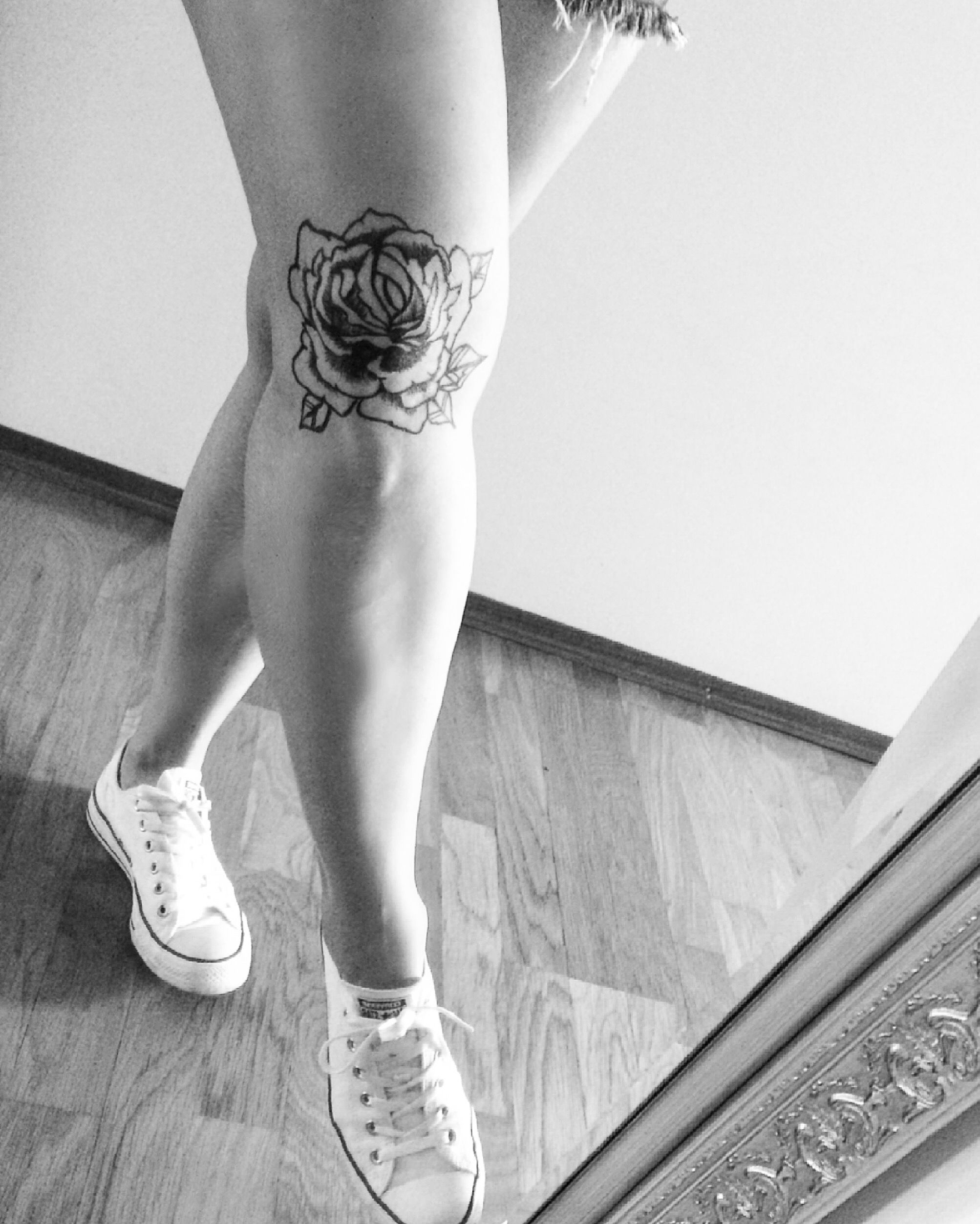 Татуировки на коленях